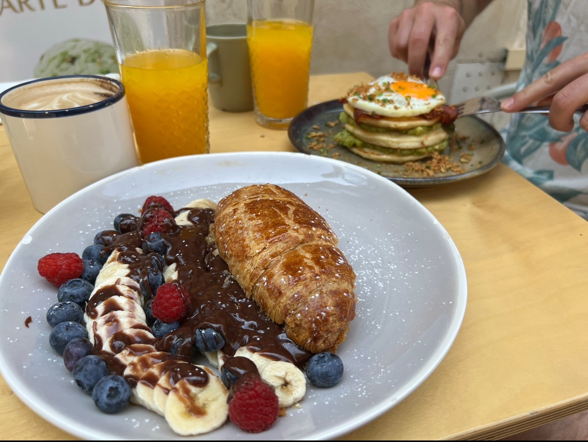 Conqvistador Brunch Cafe-3